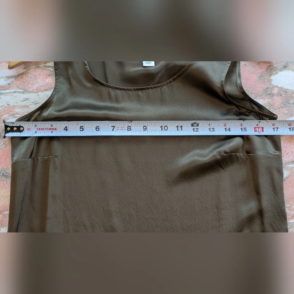 100% Silk Olive Sleeveless Tank Coldwater Creek Petite - Picture 11 of 12